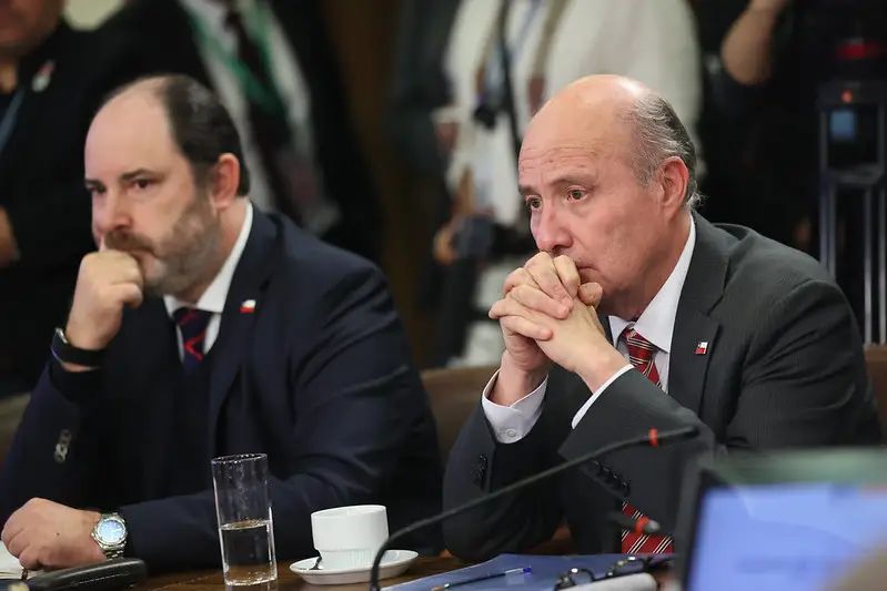 Ministerio de Hacienda ajusta proyección de crecimiento del PIB a 3,5% Ministerio de Hacienda ajusta proyección de crecimiento del PIB a 3,5%