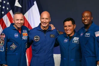 NASA presenta a los astronautas de la misión Artemis III, clave para el regreso a la Luna