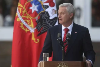 Promesas incumplidas de Kast: La preocupación por déficit cero y migración en sus primeros 100 días