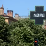Tercer niño muere en Francia debido a ola de calor y abandono en auto