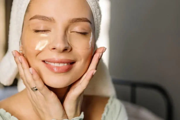 Tienda Bom Beauty cierra en Santiago y anuncia liquidación total con descuentos de hasta 60%