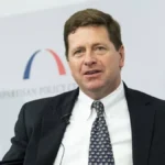 Trump nombra a Jay Clayton como nuevo director de Inteligencia Nacional