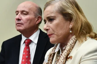 UDI solicita querella contra 1.806 beneficiarios de Becas Chile que no retornaron al país