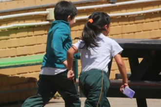 Vacaciones de invierno 2026: Fechas de descanso y regreso a clases según región