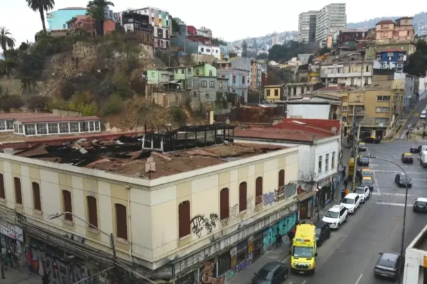 Valparaíso enfrenta crisis: deterioro en su industria y patrimonio amenaza su identidad