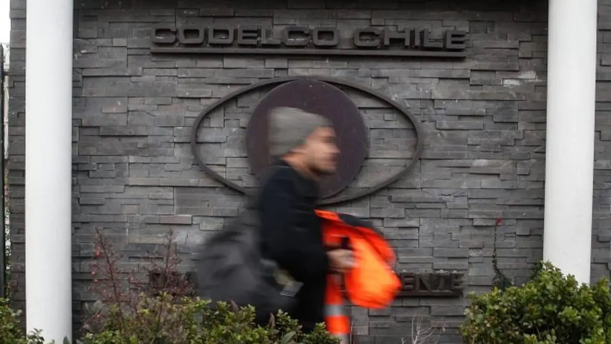 Codelco revela caída en producción de cobre y aumento de costos