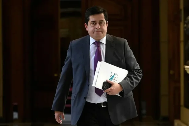 Consecuencias del acuerdo de megarreforma: Araya responde a críticas de la oposición
