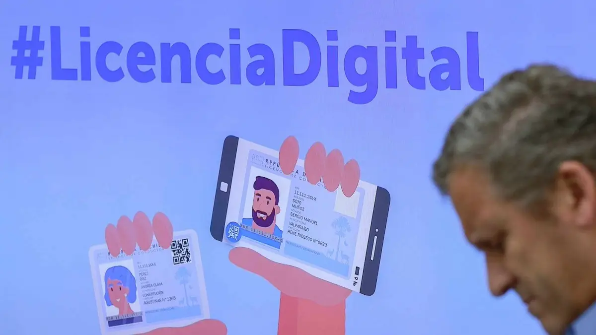 Nueva licencia de conducir digital en Chile: ¿mejorará la seguridad vial? Nueva licencia de conducir digital en Chile: ¿mejorará la seguridad vial?