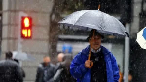 Pronostican lluvias para el sur durante la próxima semana: chubascos afectarían desde Biobío hasta Los Lagos