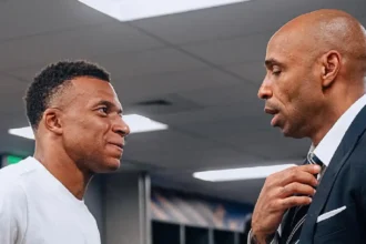 Sorpresa en el camarín francés: Thierry Henry felicita al equipo tras clasificar a semis